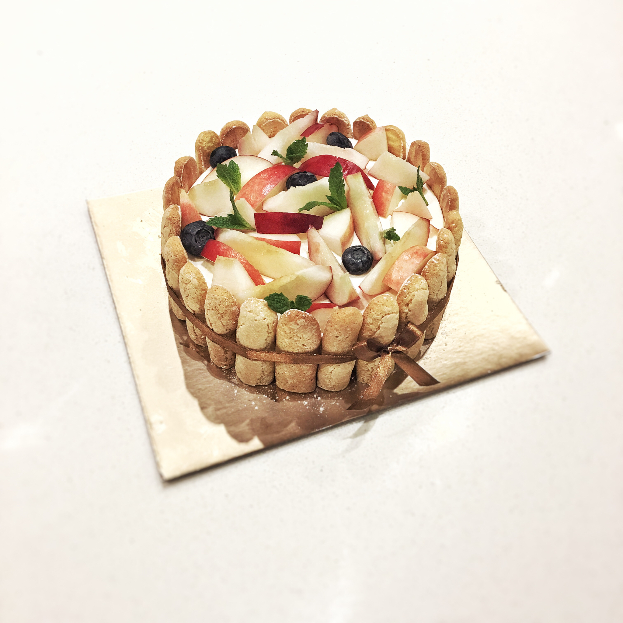 焦糖洋梨夏洛特