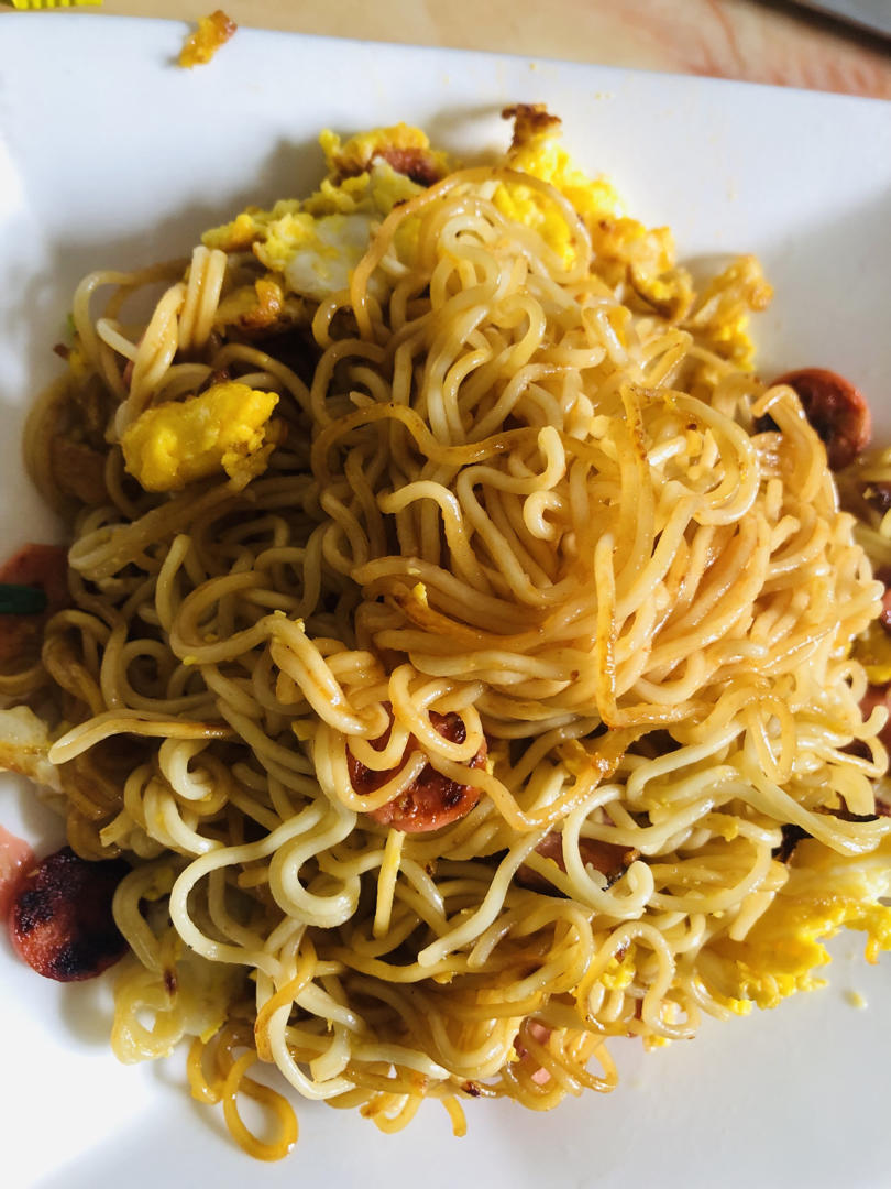 路边摊风味炒方便面