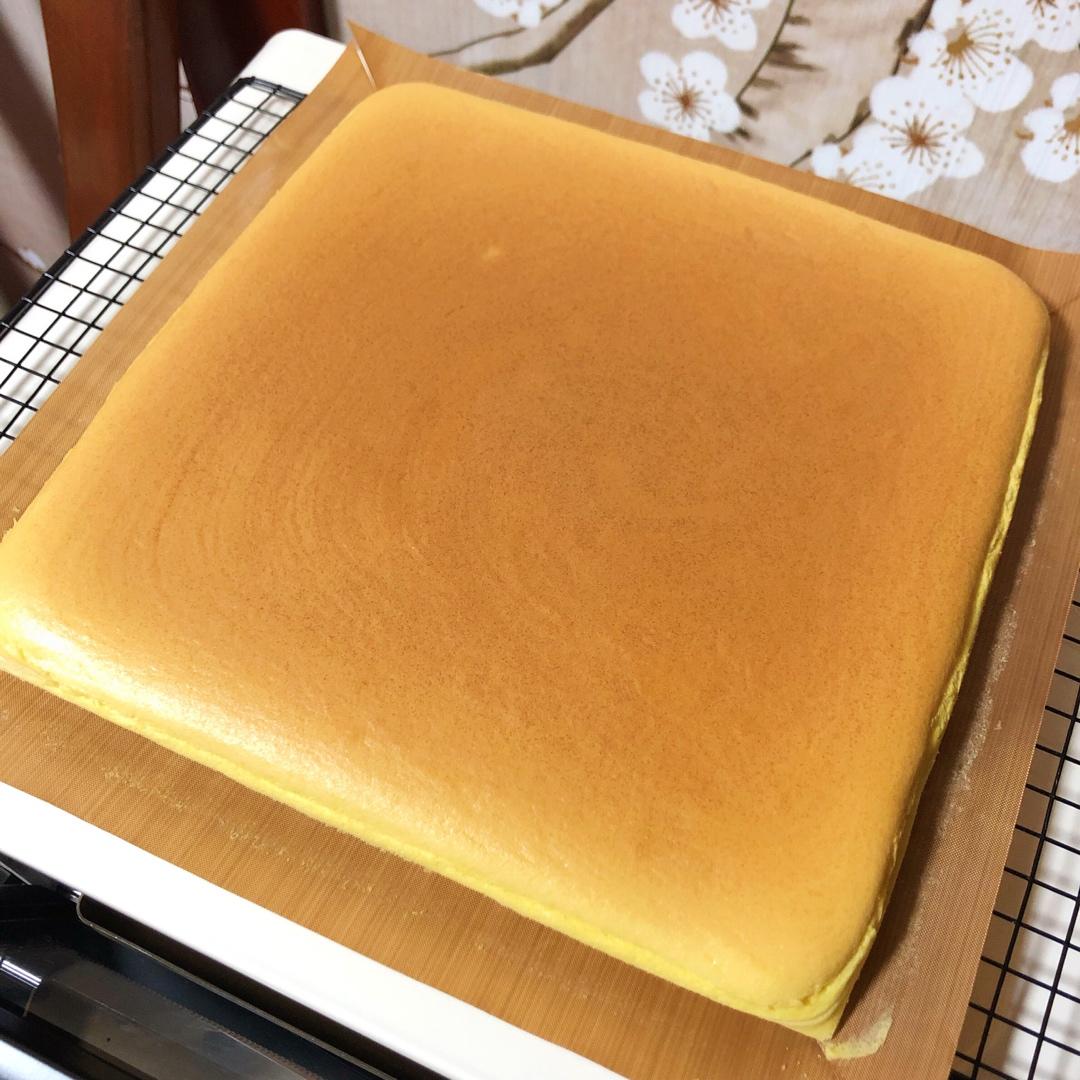 蛋糕卷这样做‼️不掉皮不开裂（小视频食谱）