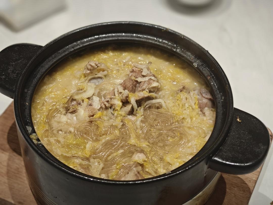 东北版酸菜炖大骨头（超简单，学不会你打我）