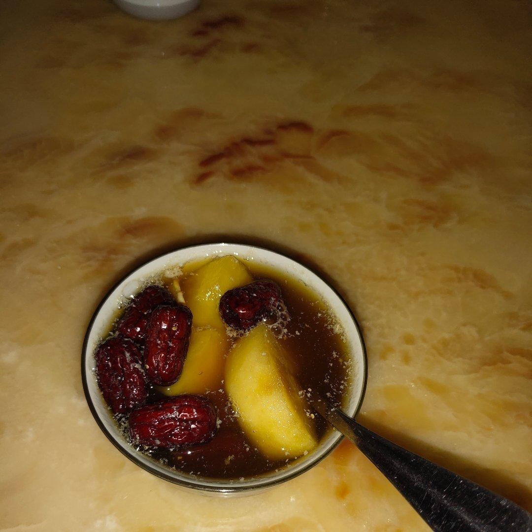 大姨妈汤(红枣苹果姜汤）