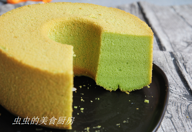 斑斓叶系列：斑斓戚风蛋糕（绿蛋糕）的做法 步骤9