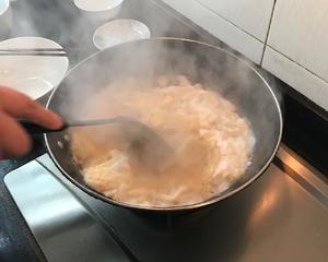 豆腐皮蛋花汤的做法 步骤5