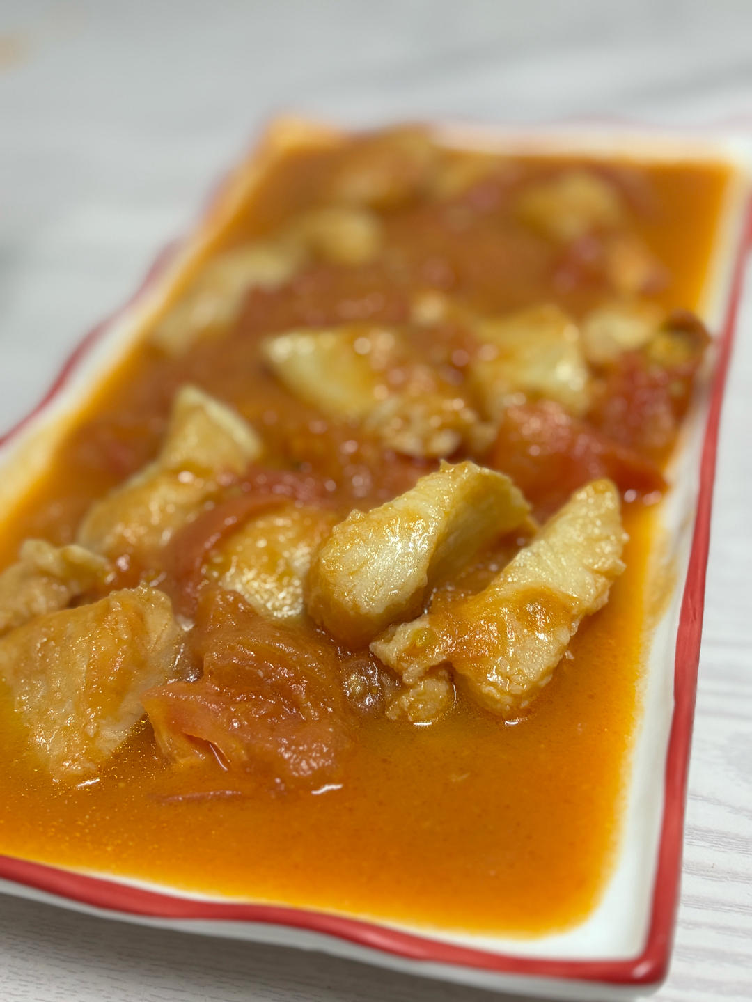 番茄鱼巴沙鱼（也可以用番茄龙利鱼），番茄酱汁超浓郁，营养又下饭！