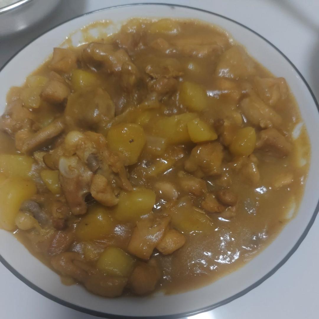 土豆咖喱鸡肉