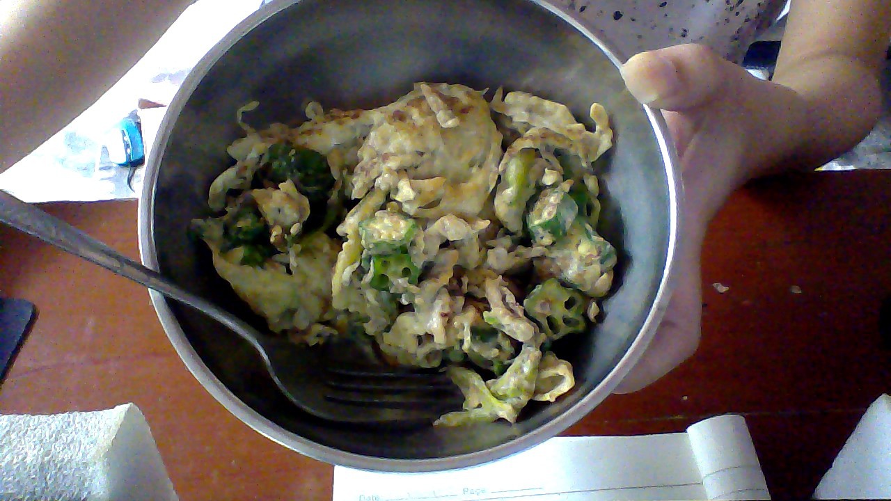 秋葵芦笋虾仁蛋饼