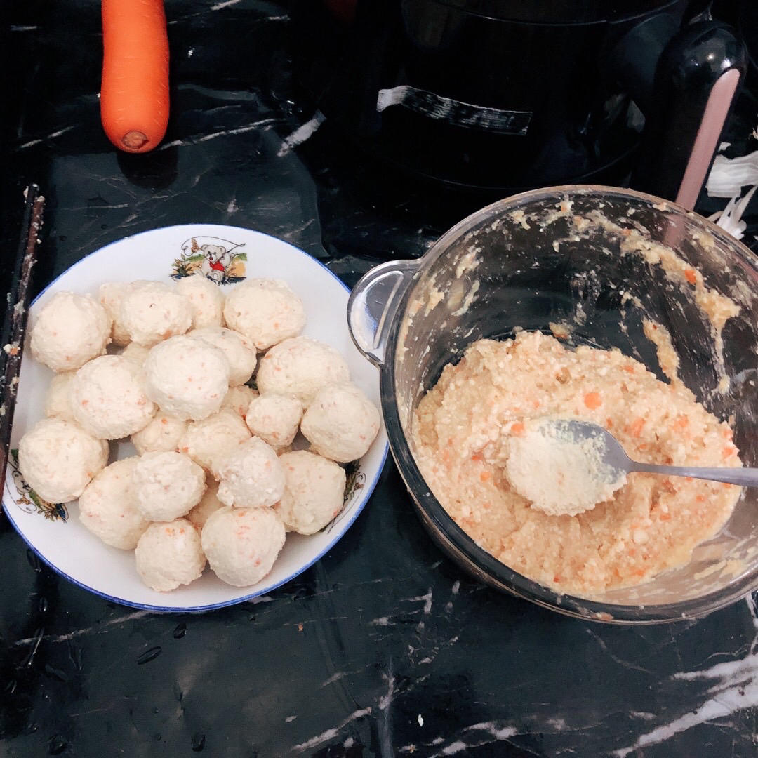 无淀粉鸡胸肉丸子（好吃 不腥 减脂健身必备）