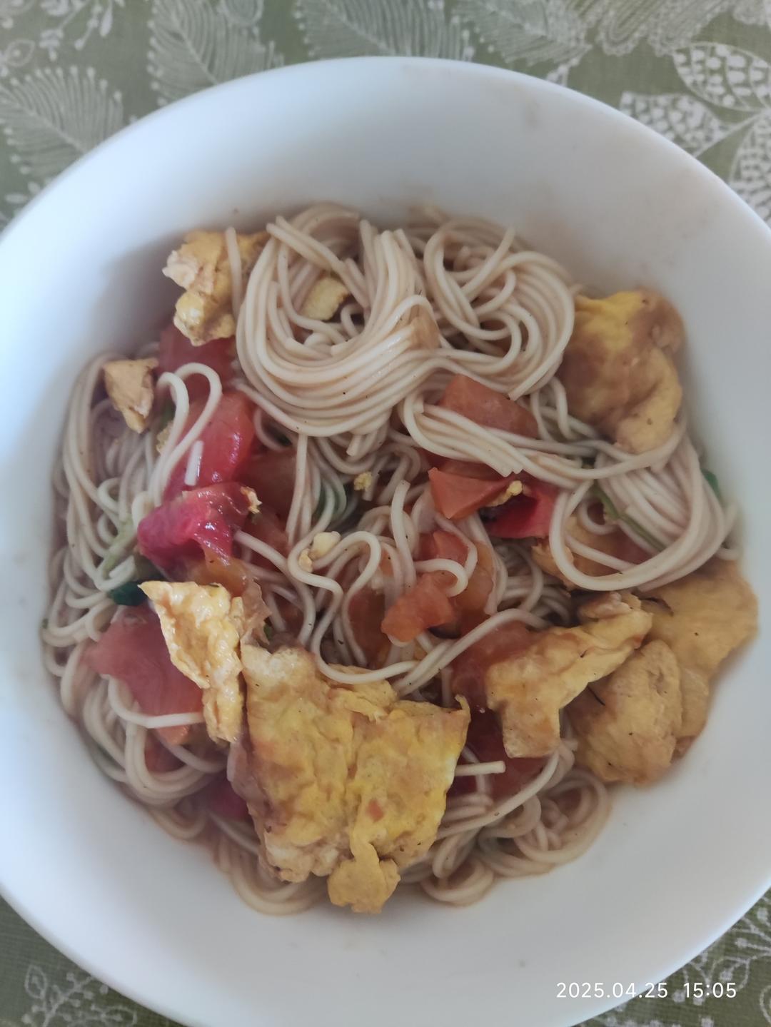 汤都要喝光的西红柿鸡蛋面