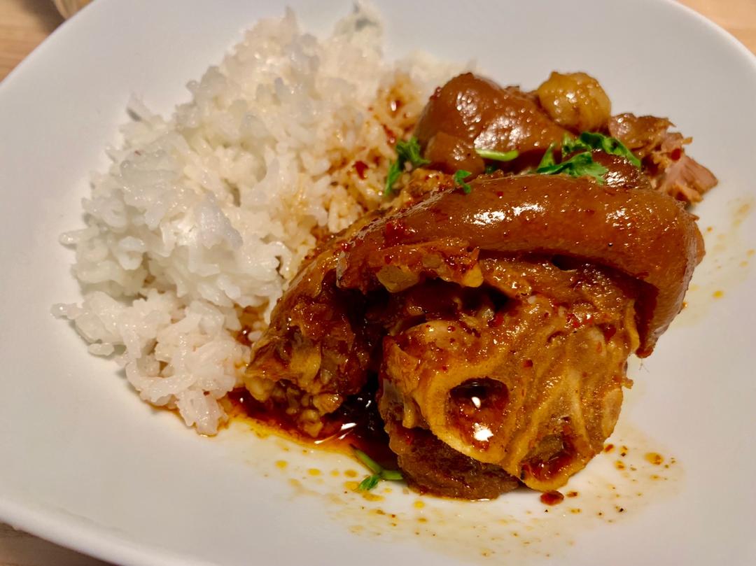【电饭煲猪蹄】
