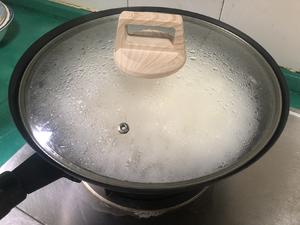 超简单的炒锅煮米饭（附水米比例）的做法 步骤2