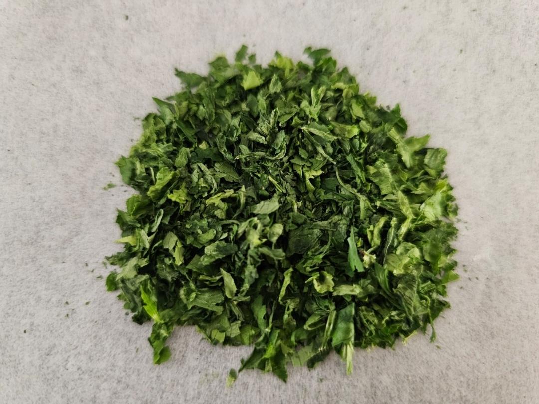 超香！用芹菜叶子 自制欧芹碎（香料调料）