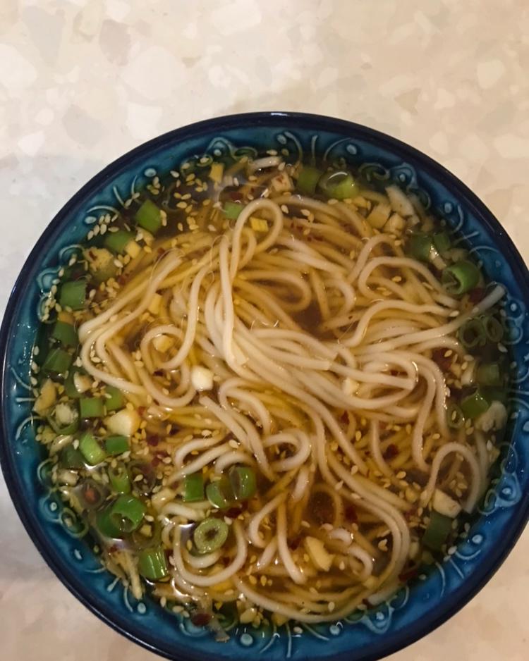 cherrycattt做的王大厨酸汤面