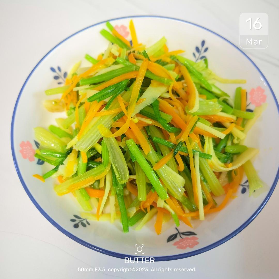 3分钟微波炉炼猪油