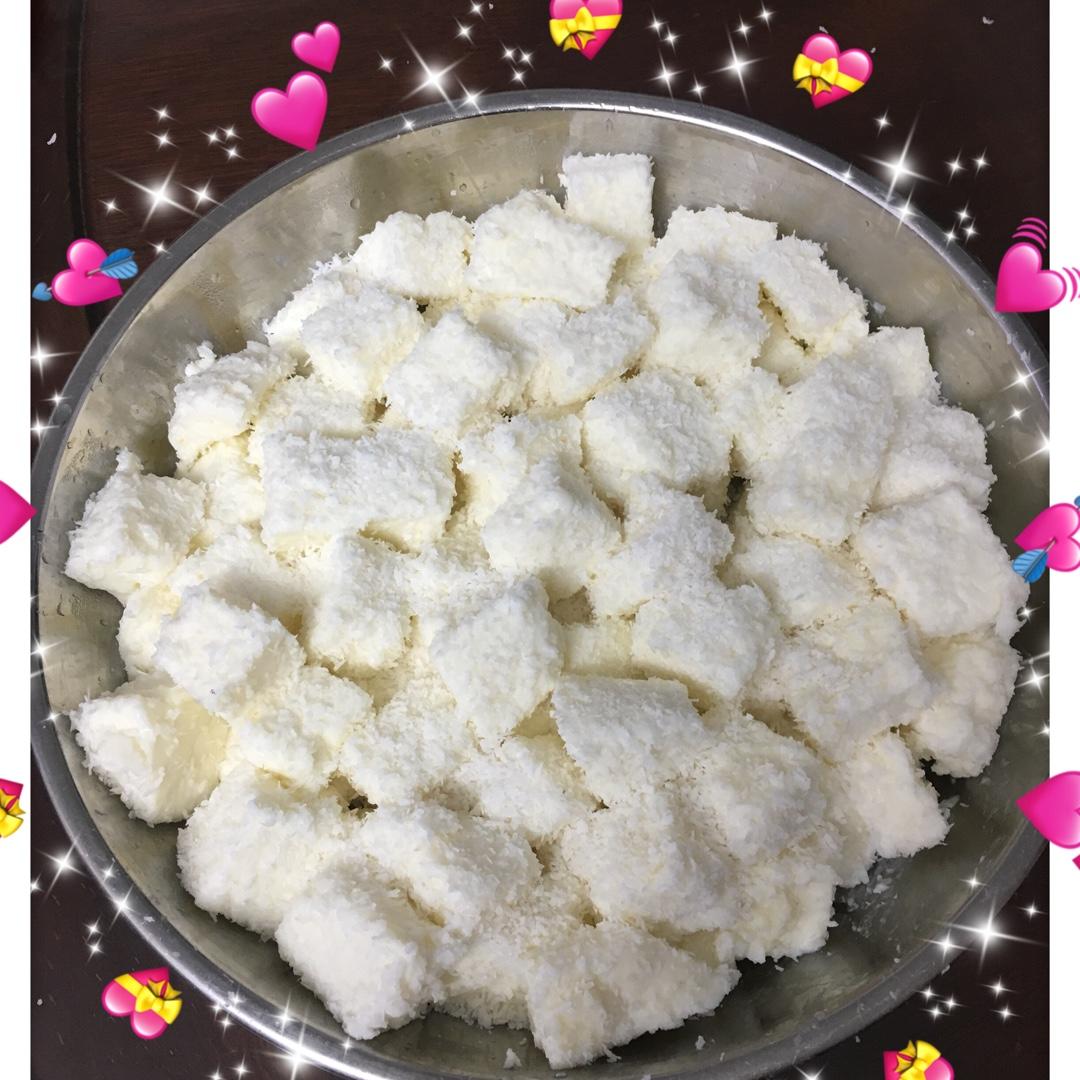 牛奶椰汁糕