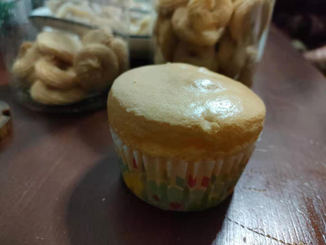 不开裂不回缩❗️细腻软绵❗️炼乳纸杯蛋糕