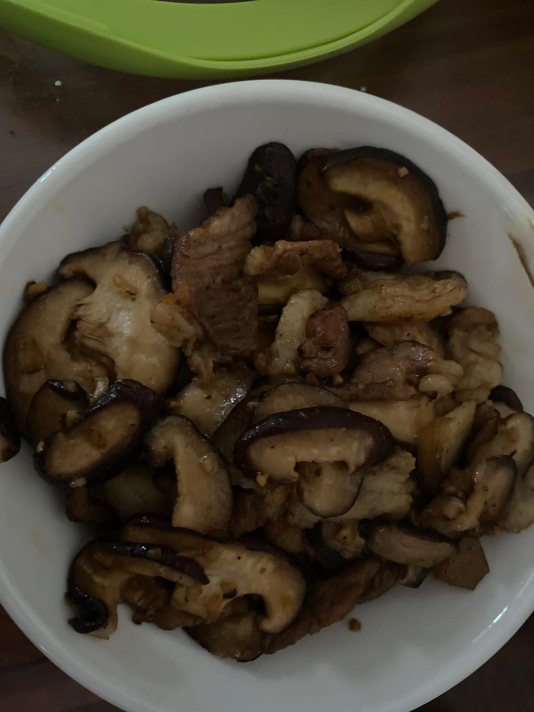 香菇炒肉｜贼香