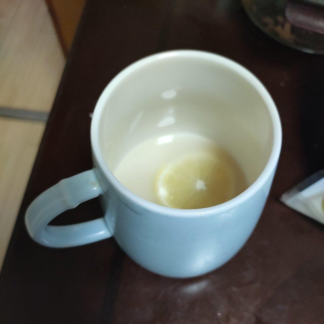 好喝到炸的柠檬养乐多 （图片详细教程）