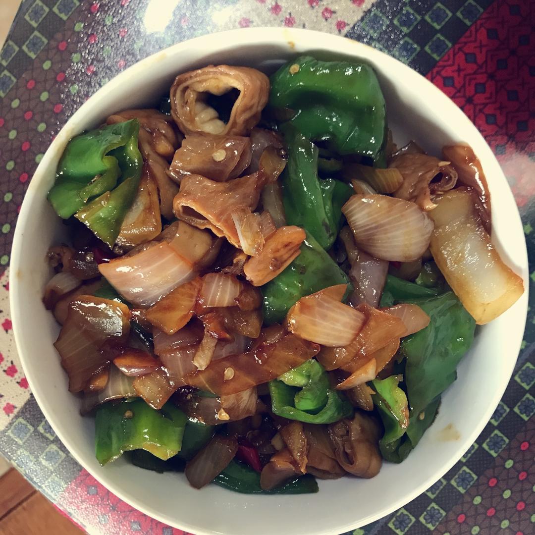 醋溜洋葱肥肠