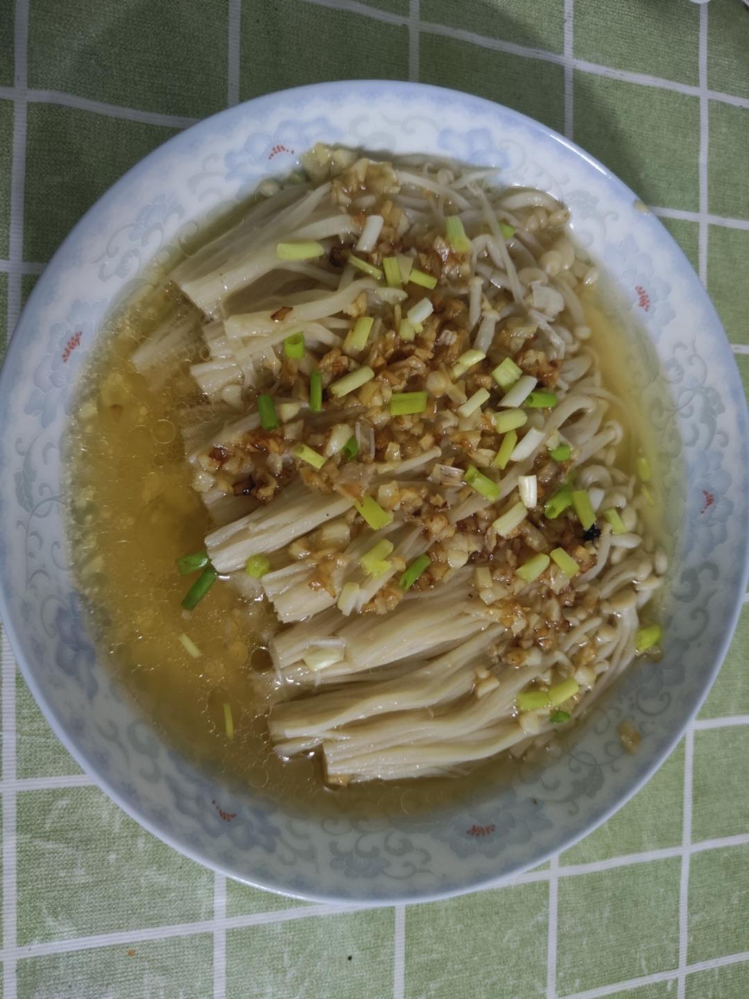 蒜蓉蒸金针菇