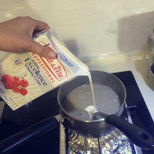 萌麻麻的法式奶油蘑菇浓汤的做法 步骤9