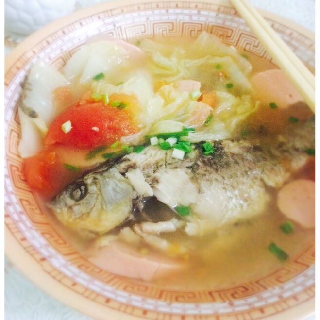 番茄鲫鱼汤