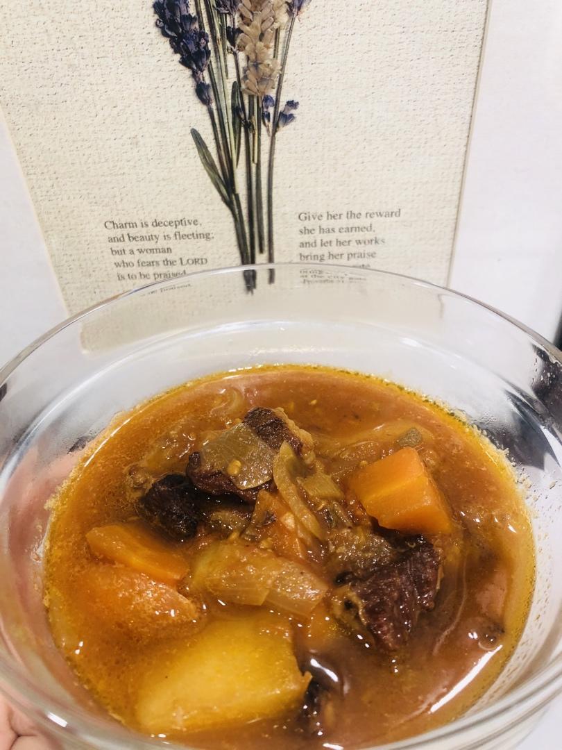番茄土豆炖牛腩