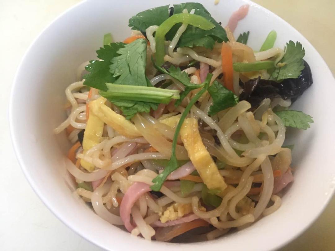 三丝炒面的做法