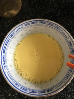 小龙珠辅食：奶粉蒸蛋的做法 步骤4