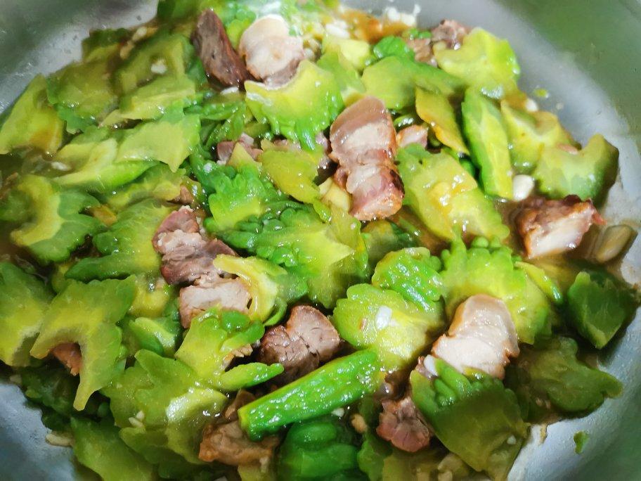 牛肉炒苦瓜