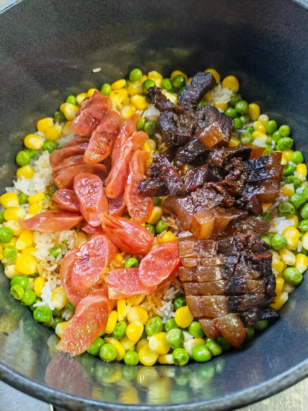 腊鸭髀煲仔饭+生炒西兰花