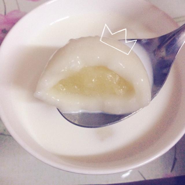 牛奶榴莲汤圆的做法