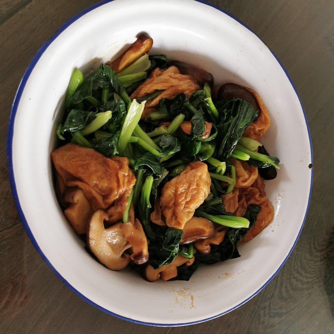 青菜香菇面筋煲🍲