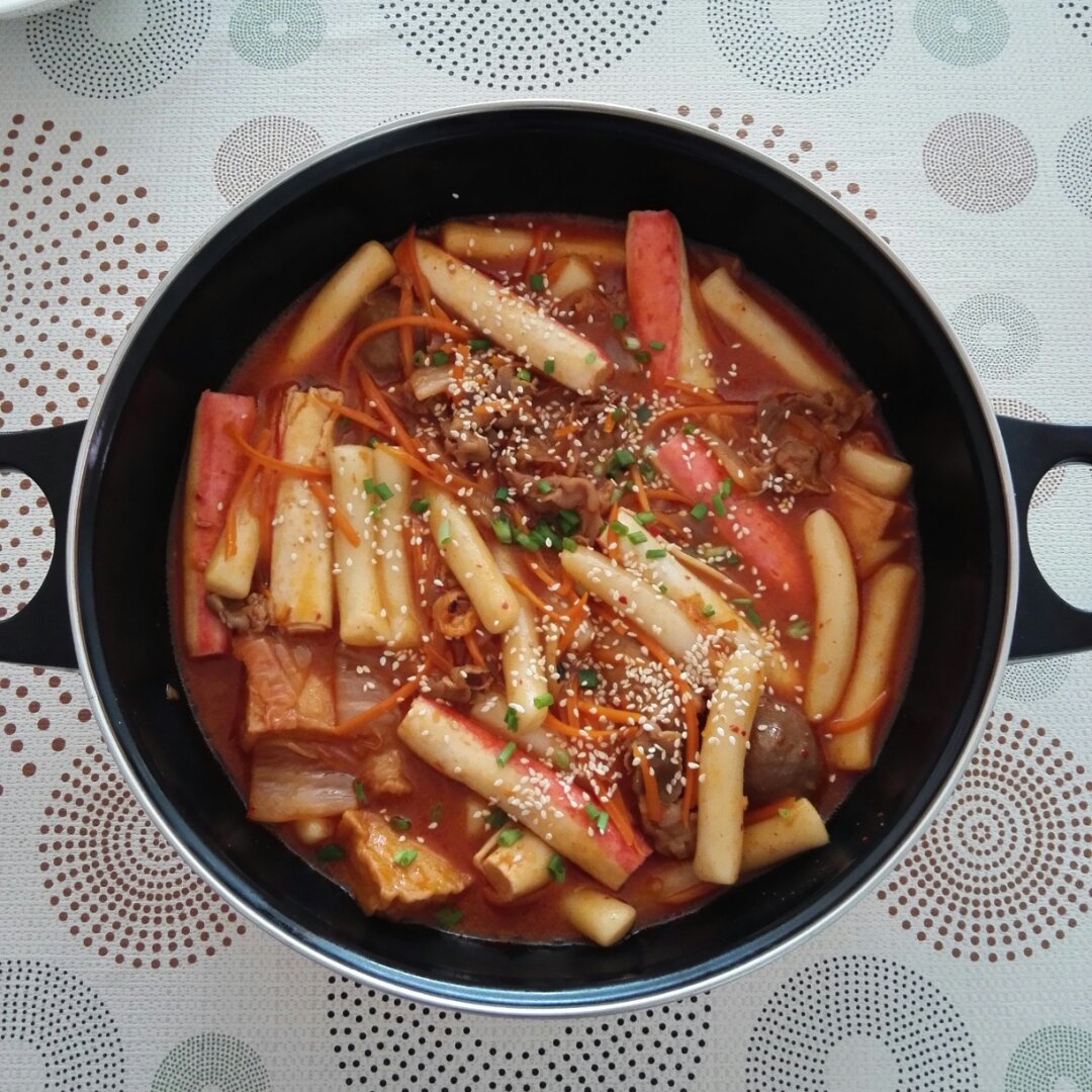 泡菜炒年糕