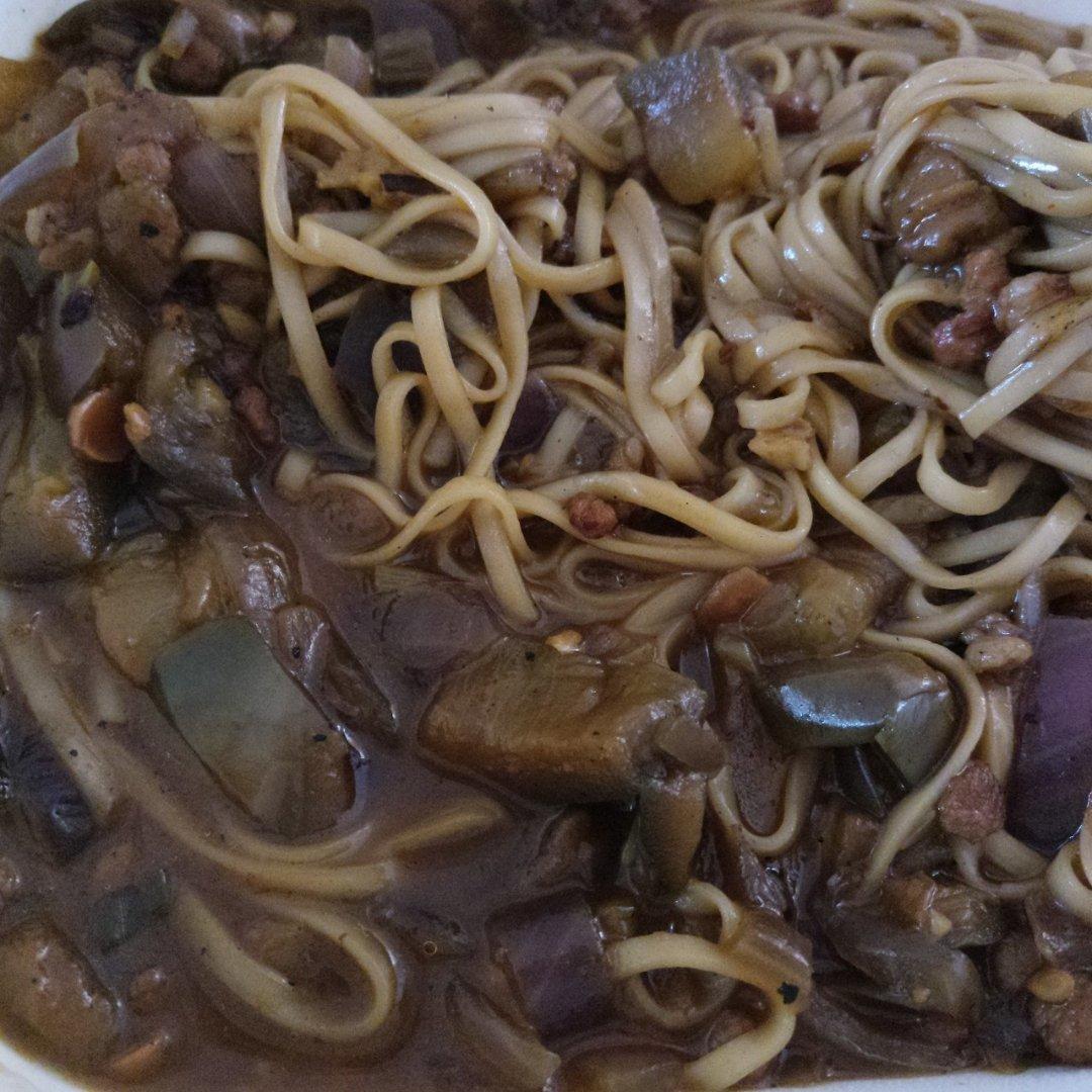 茄子焖面