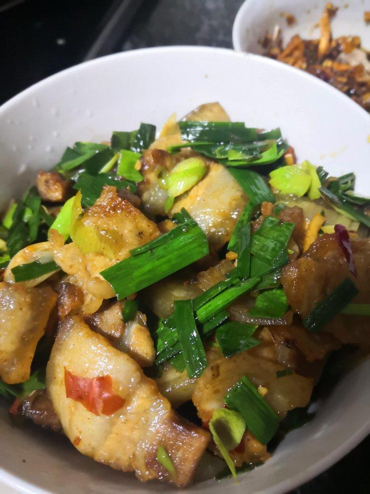 厨师长教你：“回锅肉”的正宗做法，先收藏