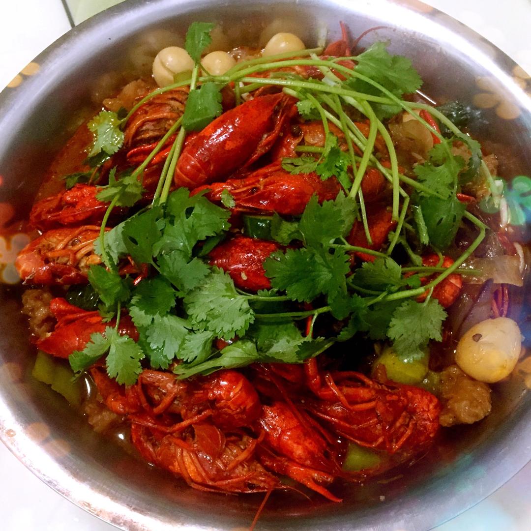 麻辣小龙虾