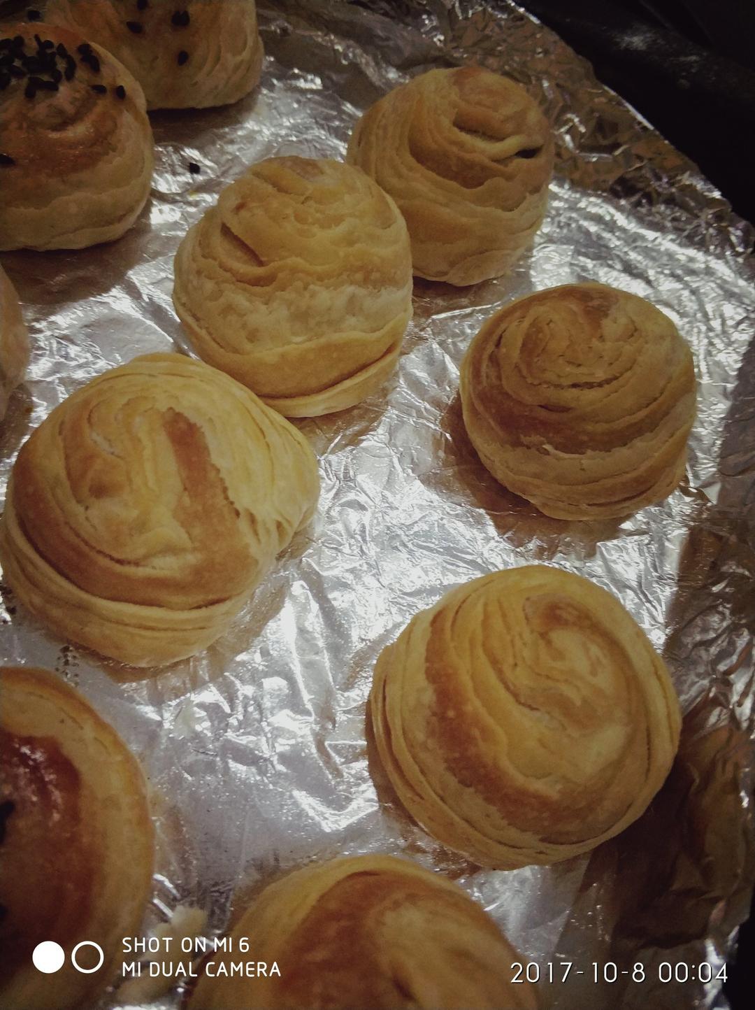 酥皮绿豆饼   酥得掉渣渣