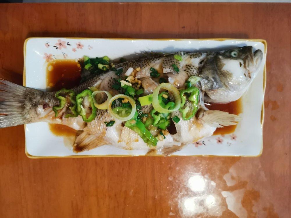 清蒸鲈鱼