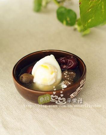 桂圆红枣炖蛋的做法
