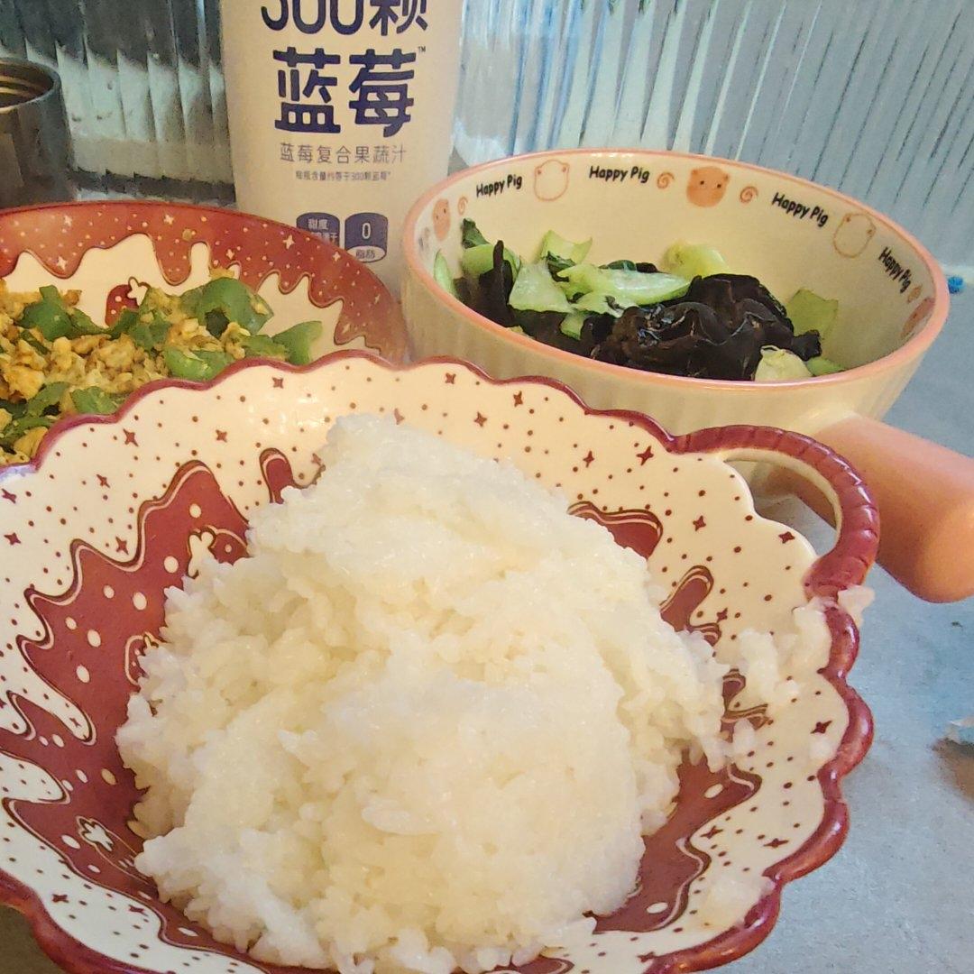 不一样的辣椒炒鸡蛋～下饭神器!