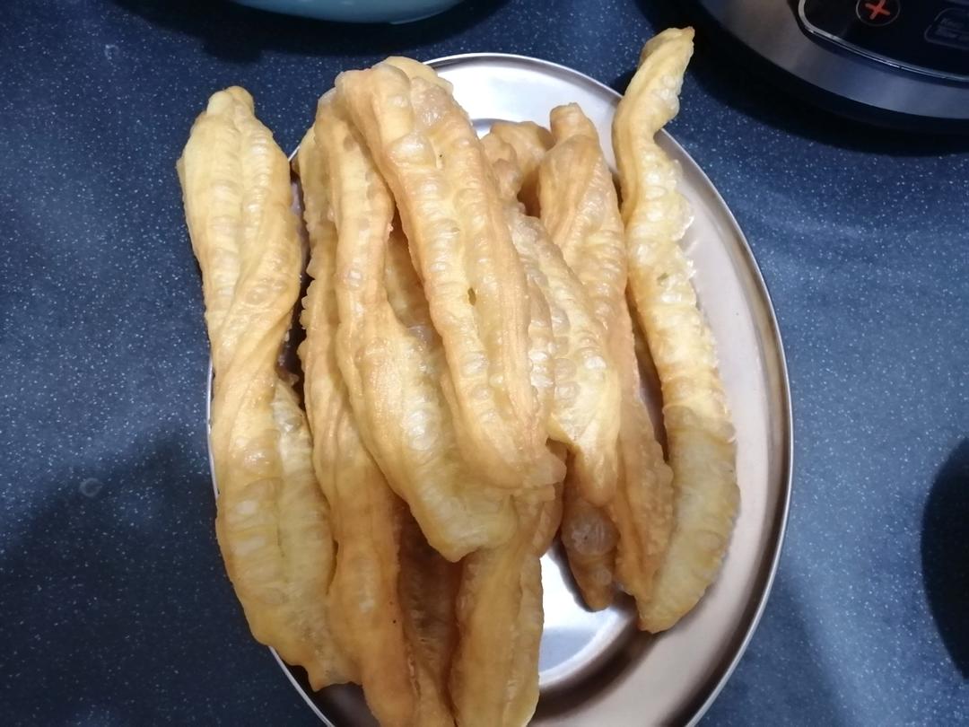 早餐店香酥大油条 酥香可口 各个空心 附细节视频详解