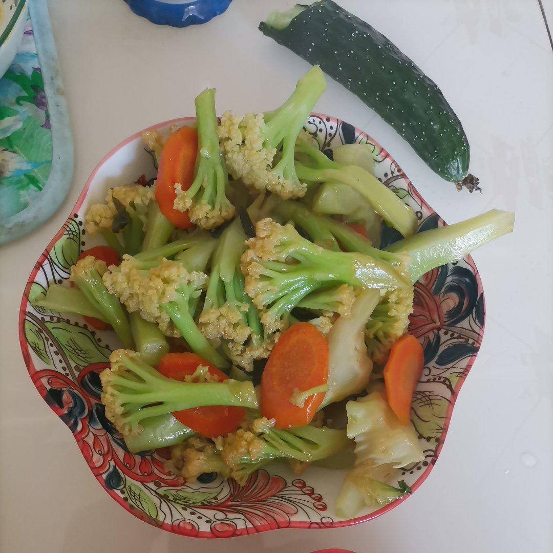 花菜炒胡萝卜