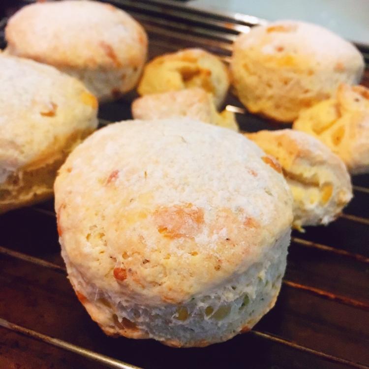 藤田千秋的【切达奶酪咸司康】