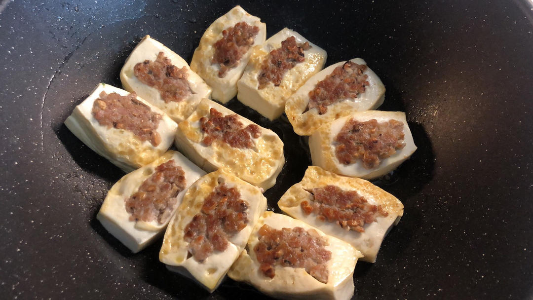 舌尖上的美食“酿豆腐”