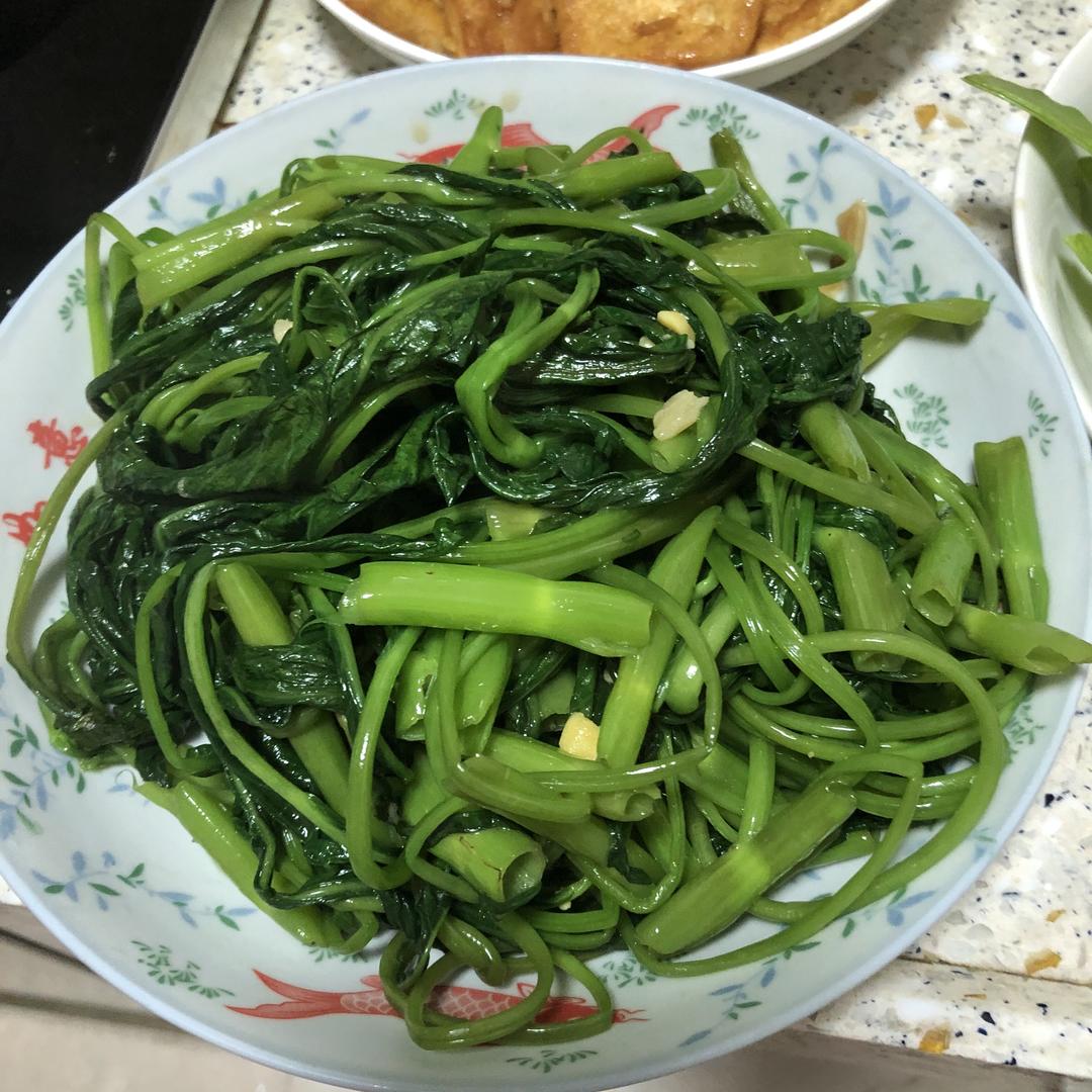 炒通心菜（空心菜）