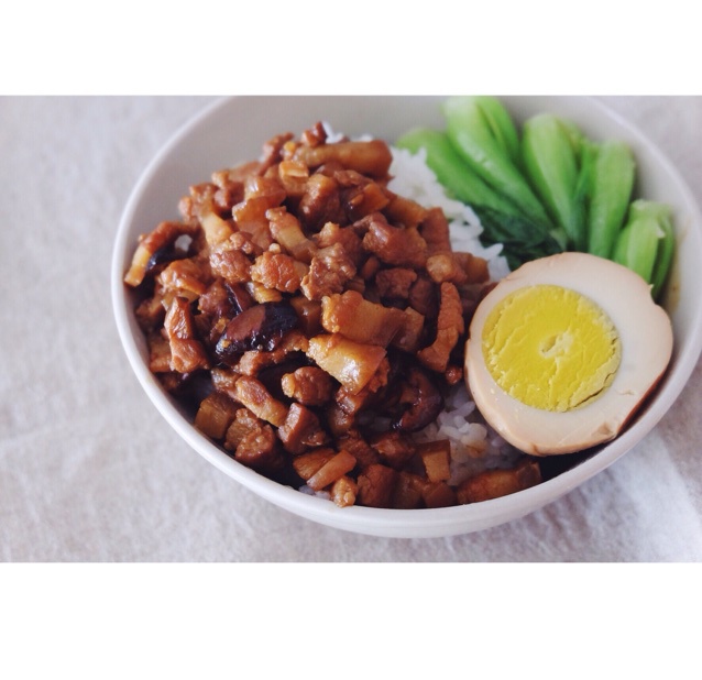 台式卤肉饭