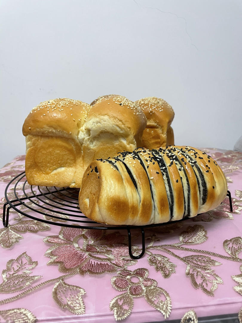 奶香纯粹的重料淡奶油吐司