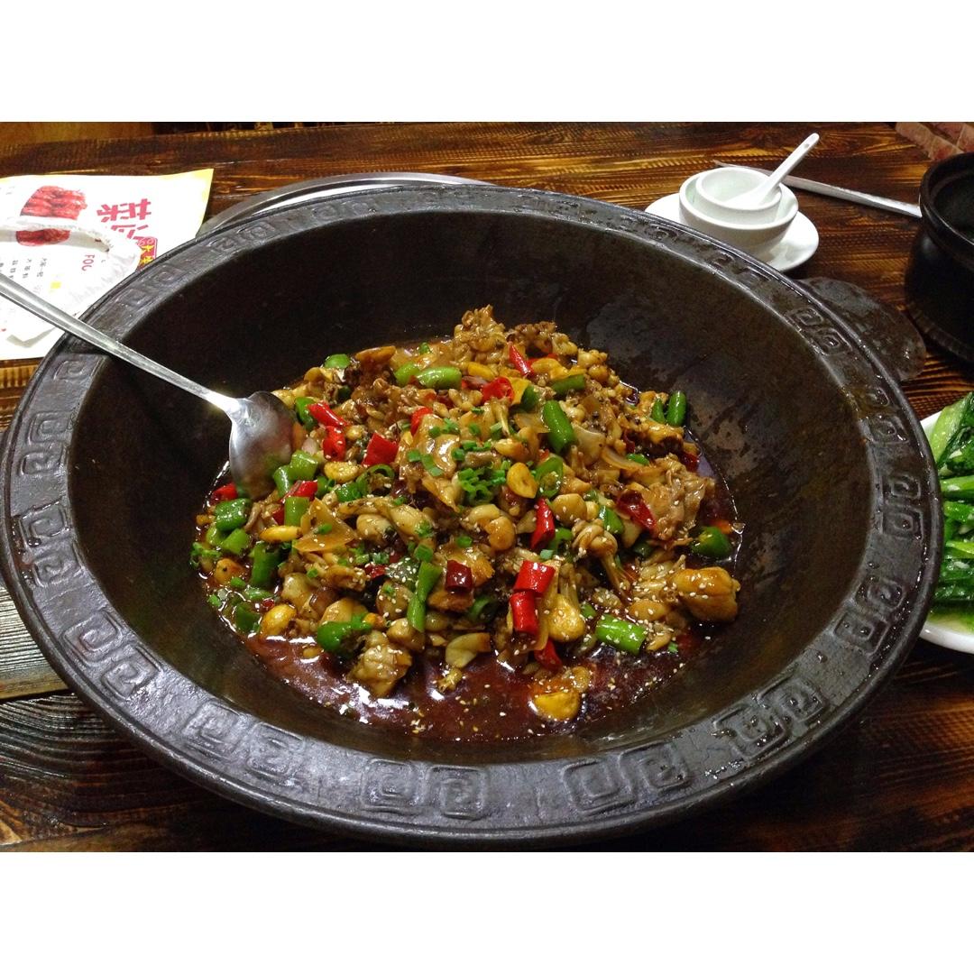 干锅牛蛙