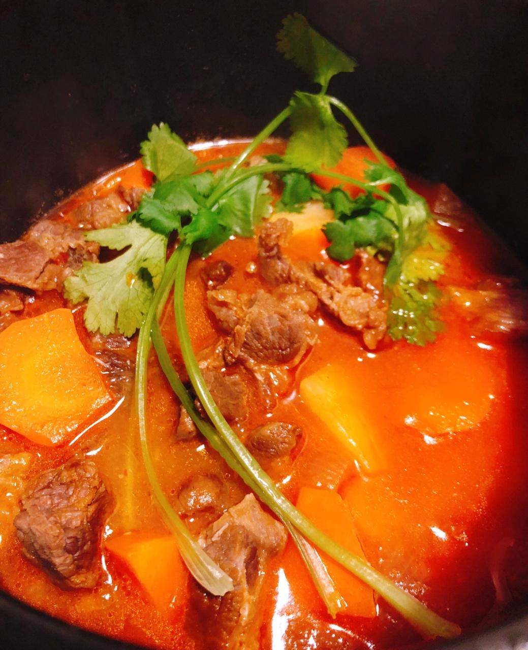 李小火华做的【啤酒牛腩煲】