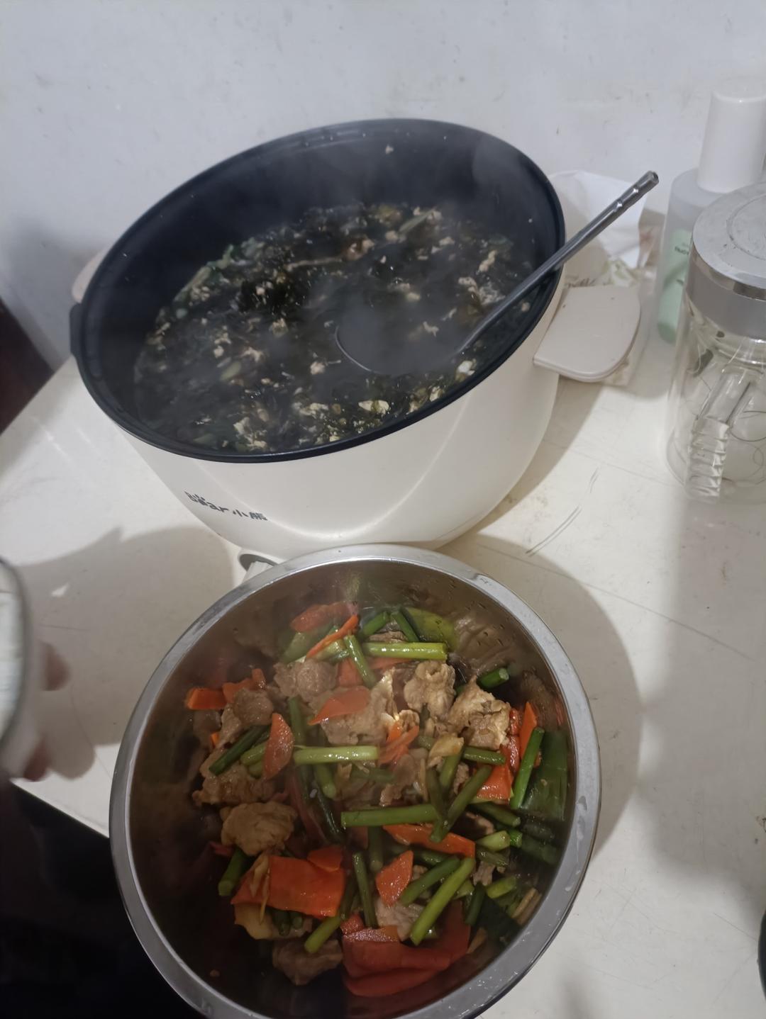 超下饭的胡萝卜炒肉